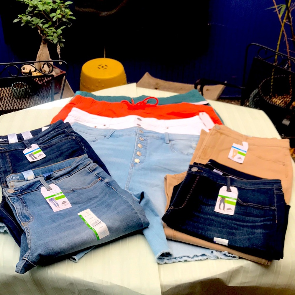 Plus size 20 women’s bundle NWT 8 piece shorts and pants